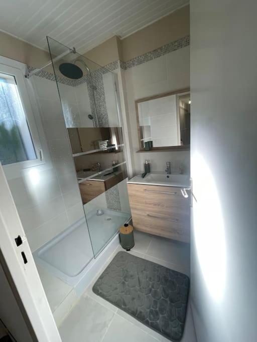 Maison 3Chambres ,Climatisee 尼姆 外观 照片