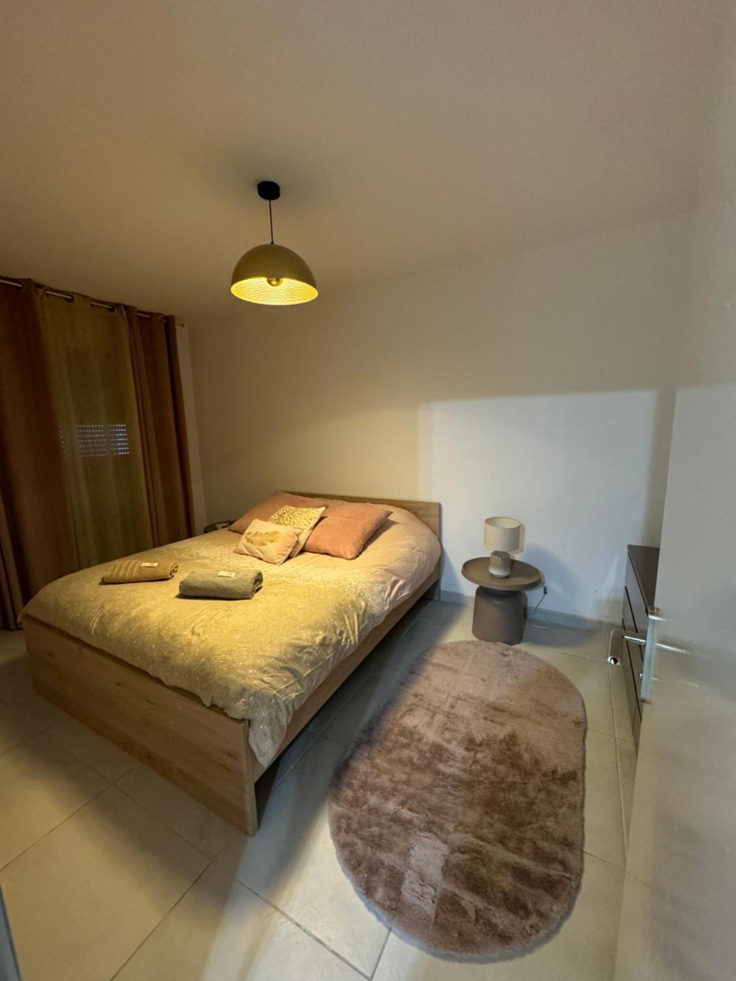 Maison 3Chambres ,Climatisee 尼姆 外观 照片